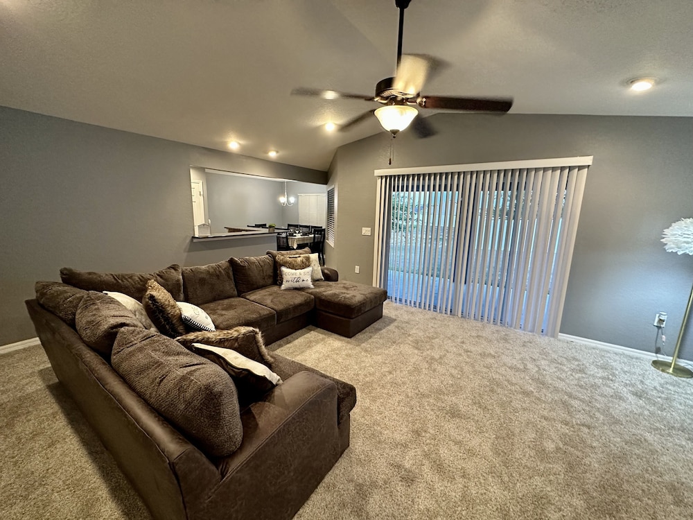 Exclusive House, 4 Bedrooms, Pool Access, Resort View