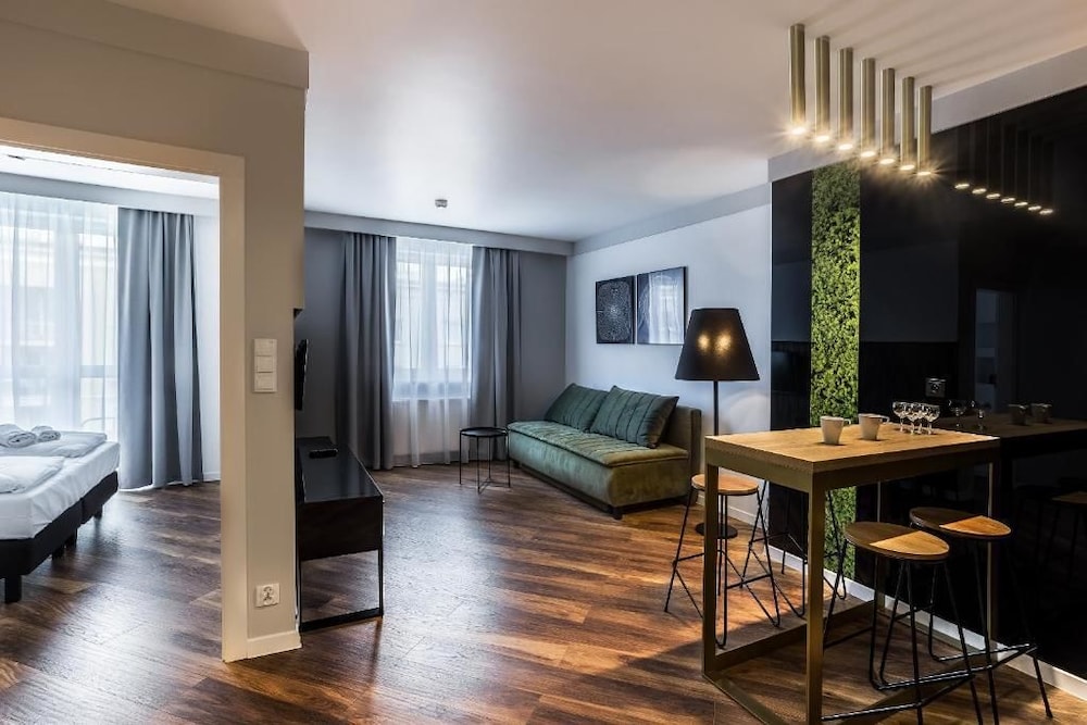 Deluxe Apartment (number 102, 103) - Photo 1