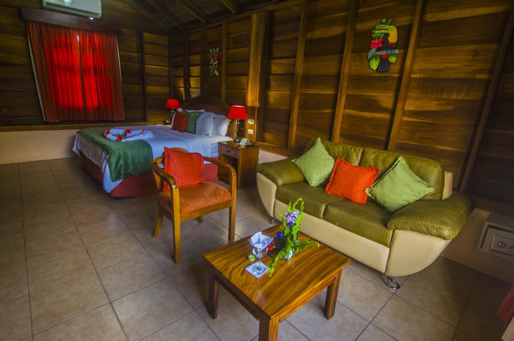Deluxe Cabin photo 1