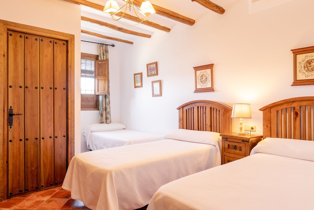 Family Apartment, 2 Bedrooms, Non Smoking, Courtyard Area