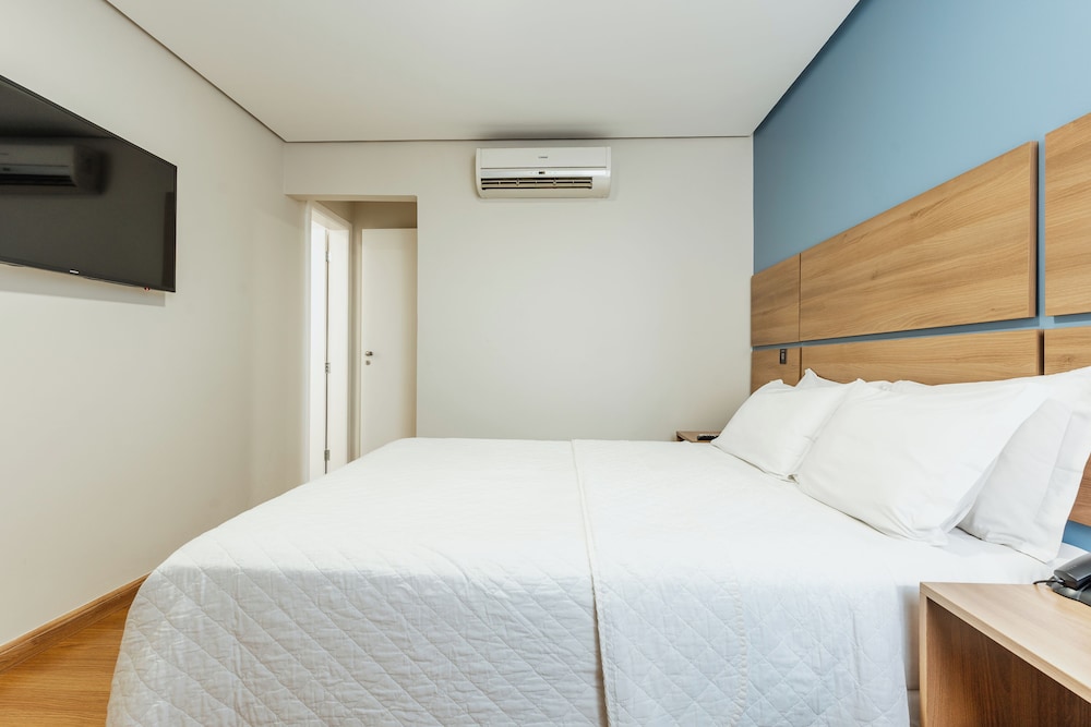 Deluxe Double Room photo 3