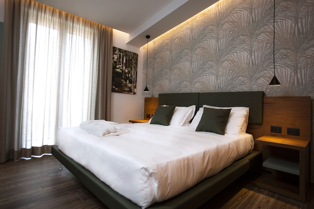 Double Room - Photo 2