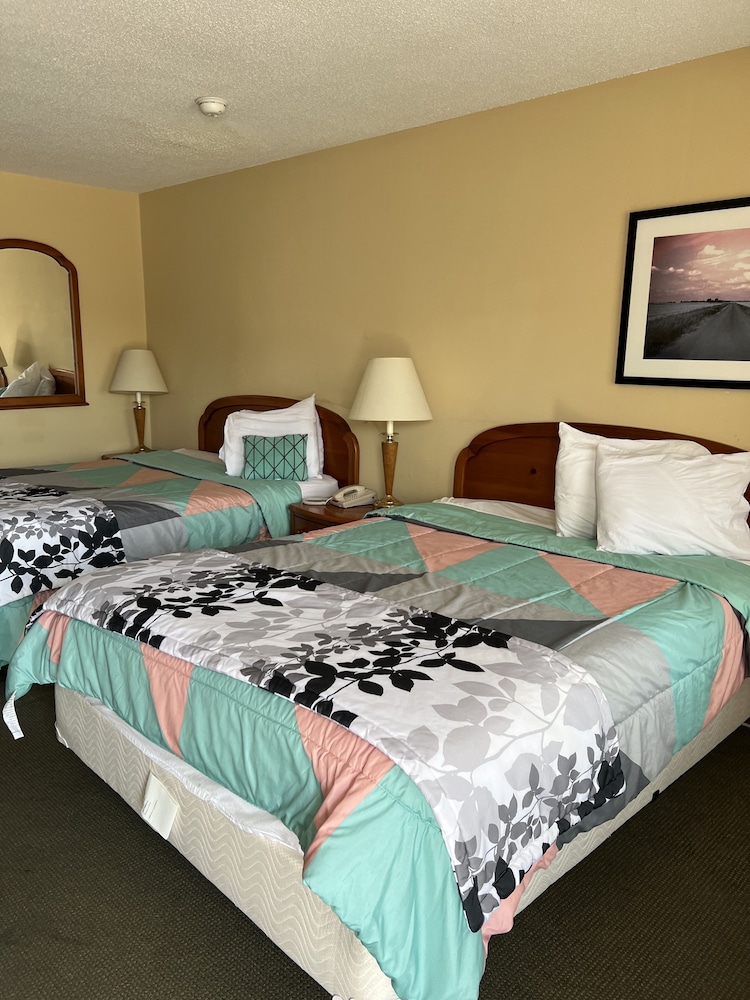 Economy Double Room photo 2