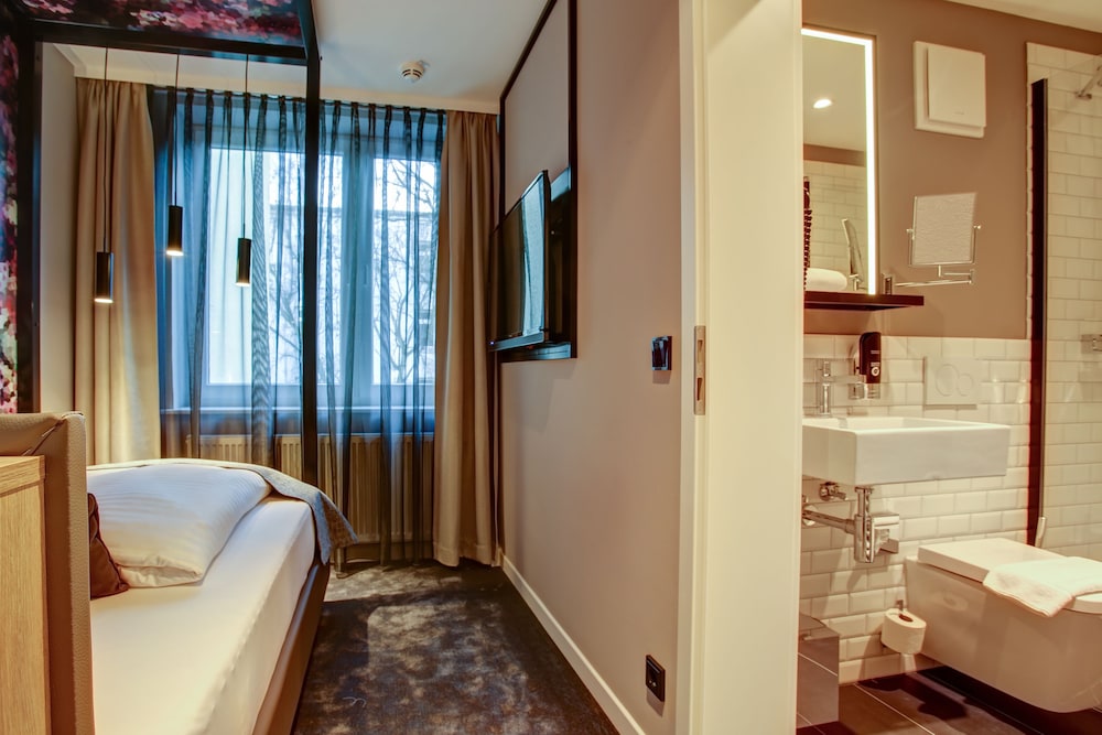 Comfort Room, 1 Twin Bed