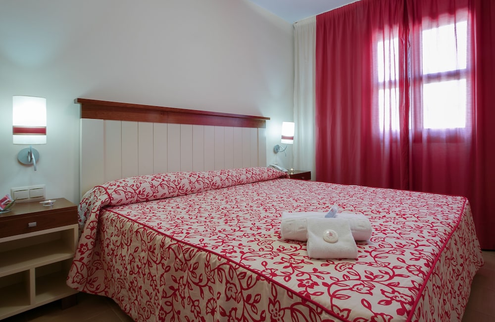 Apartment, 1 Bedroom, Ground Floor (4 pax) photo 2