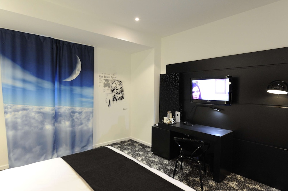 Suite, Multiple Beds