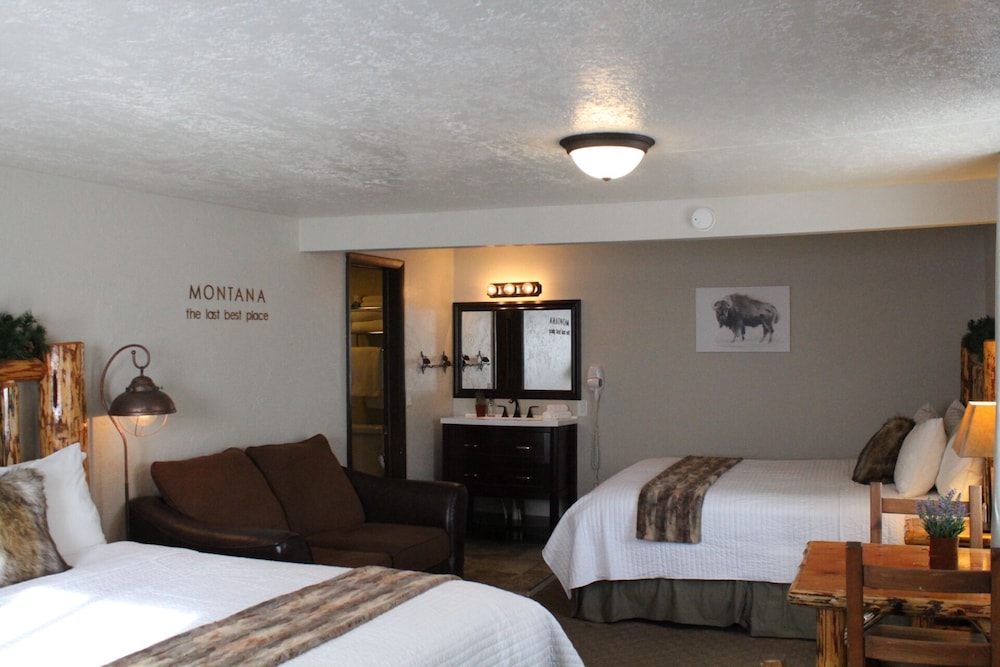Room, 2 Queen Beds
