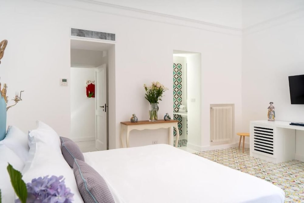 Elite Room, Sea View, Annex Building photo 2
