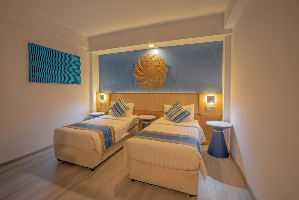 Standard Studio Suite - Photo 5