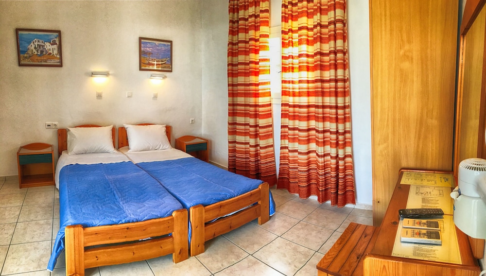 Habitación Cuádruple Estándar, 2 Dormitorios, Vista al Jardín