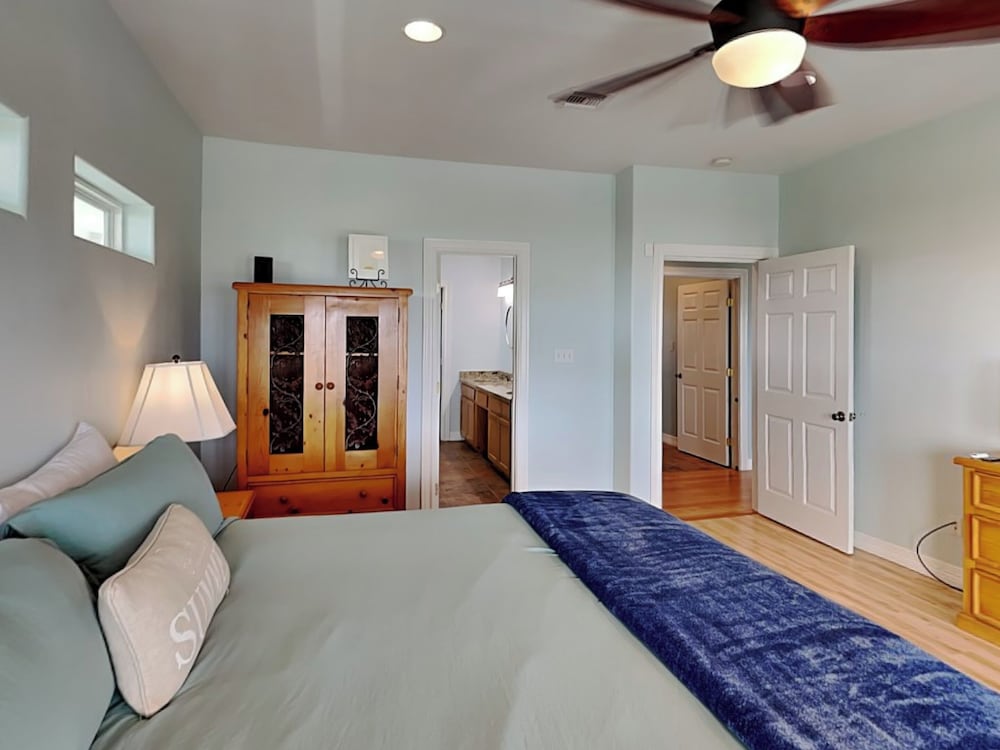 House (3 Bedrooms)