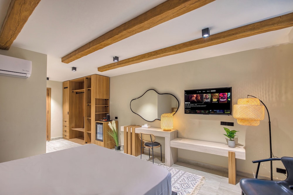 Twin Room with Private Garden