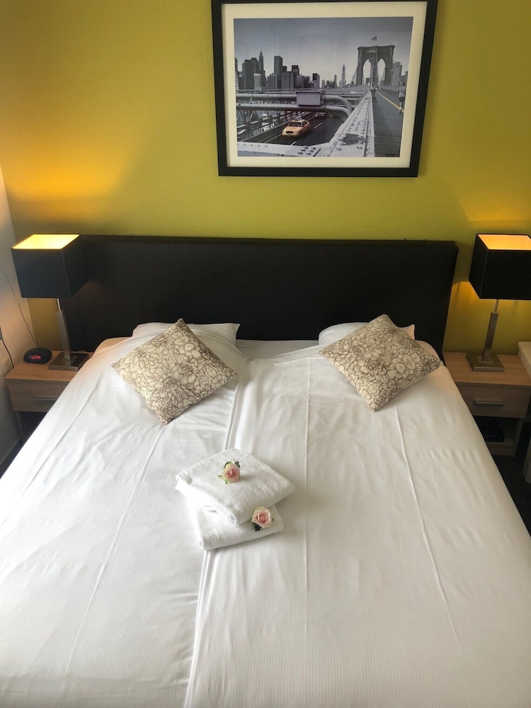 Basic Double Room, 1 Queen Bed photo 1