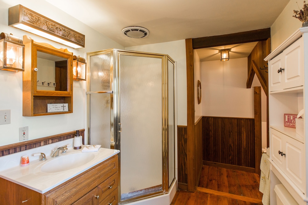 Romantic Suite, Private Bathroom photo 2