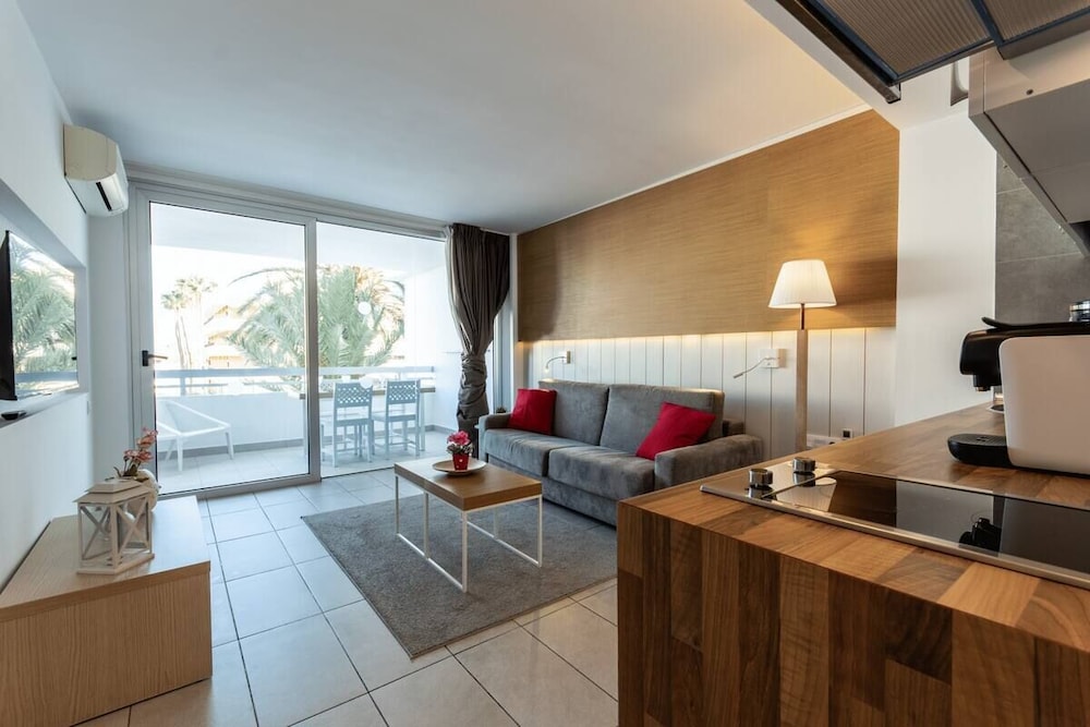 Villa photo 3