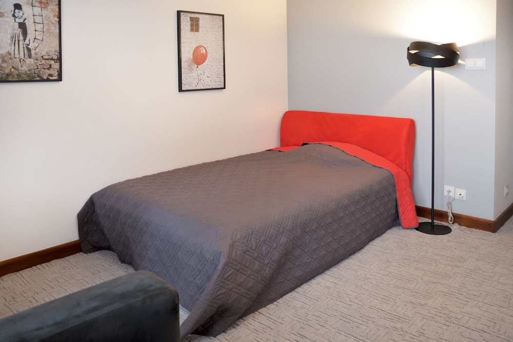 Economy Twin Room photo 1
