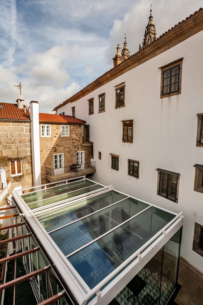 Family Triple Room, 3 Twin Beds, Courtyard View, photo 6