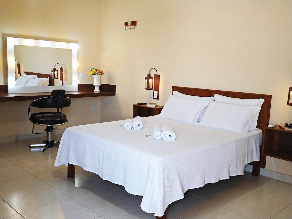 Deluxe Double Room, 1 Queen Bed photo 1