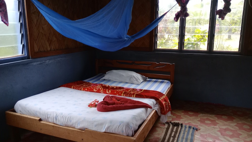 Traditional Bungalow, 1 Bedroom, Garden Area photo 1