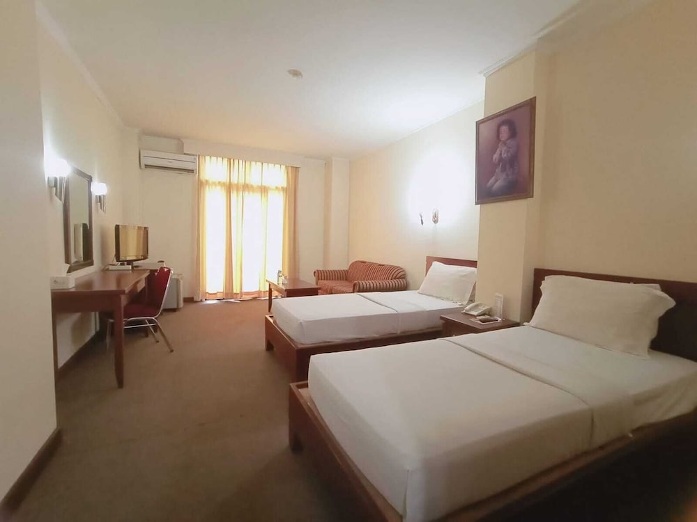 Executive Twin Room - Photo 1