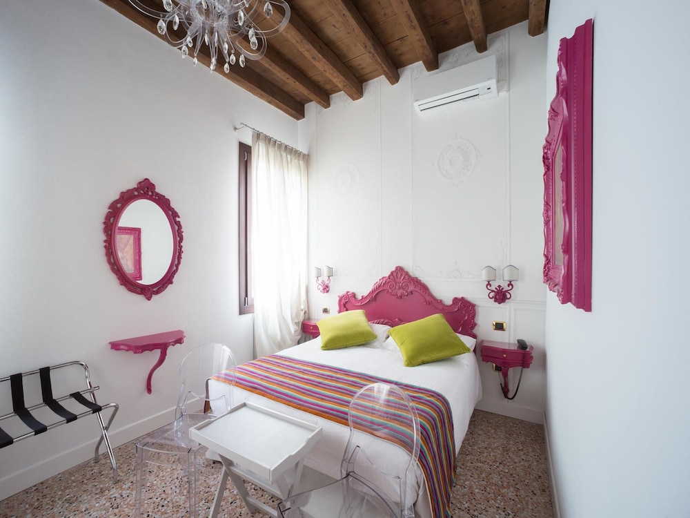 Superior Room - Photo 4