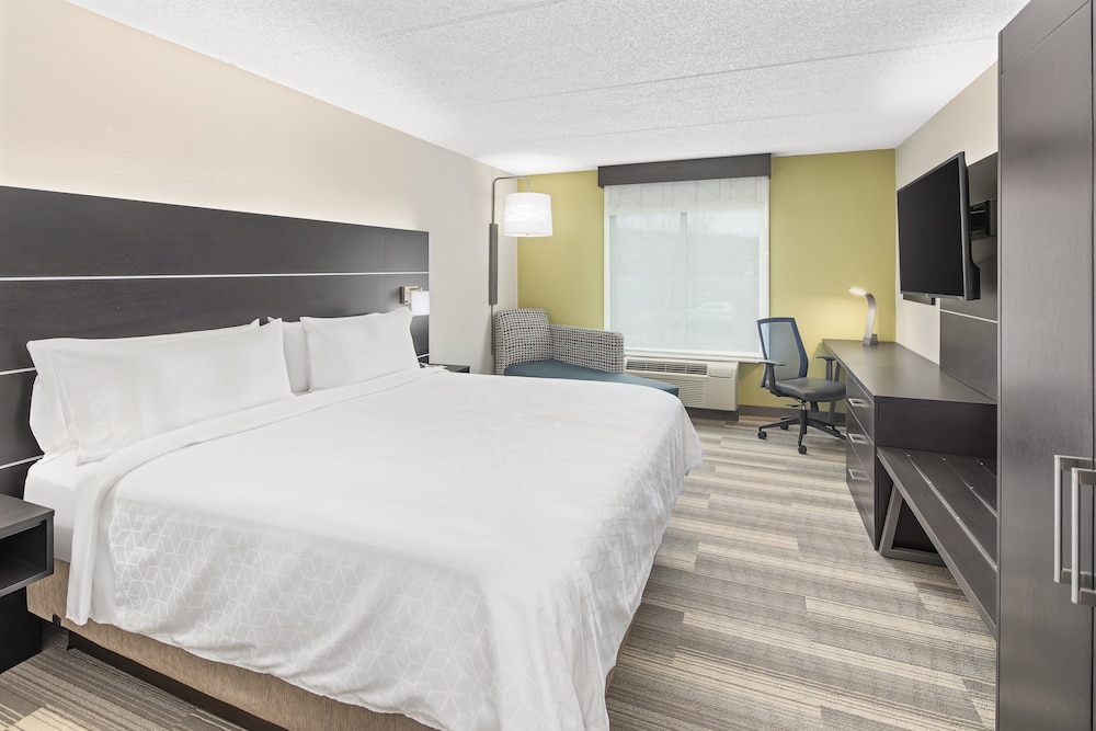 Standard Room, 1 King Bed (Leisure) - Photo 2