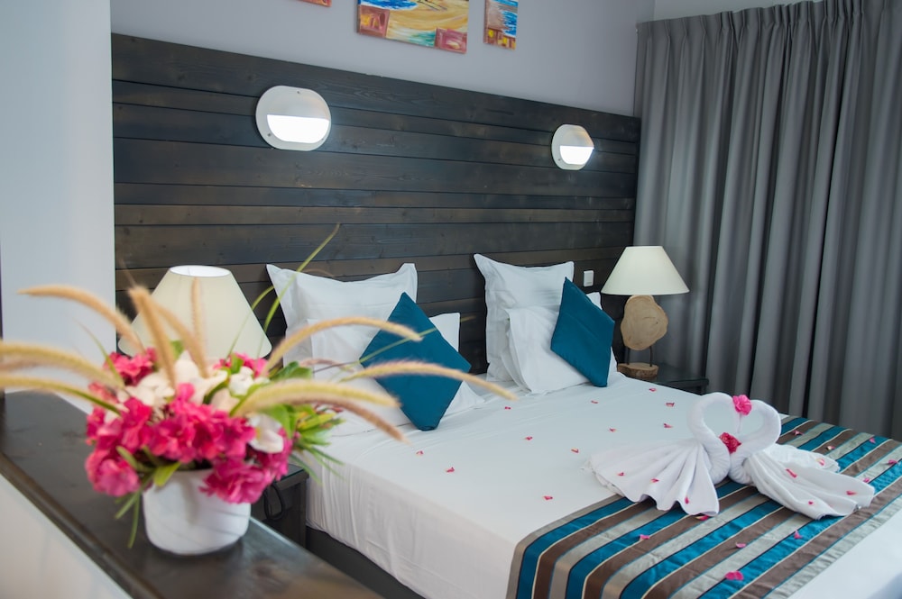 Honeymoon Double Room photo 1