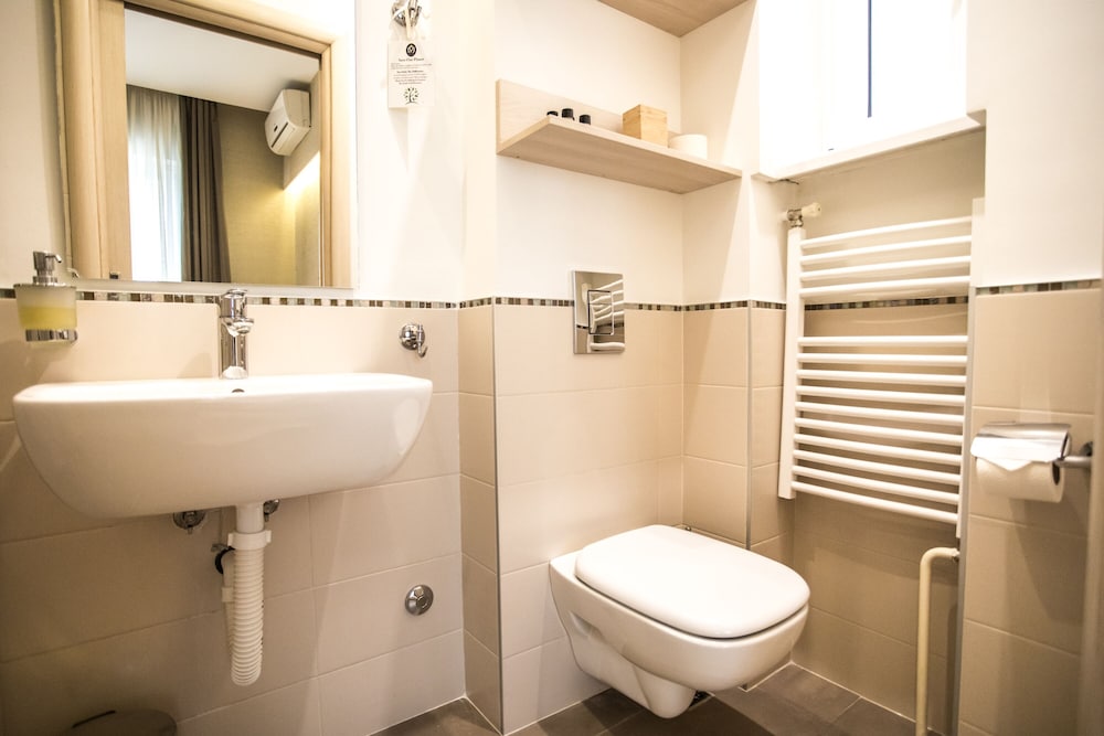 Deluxe Single Room photo 2