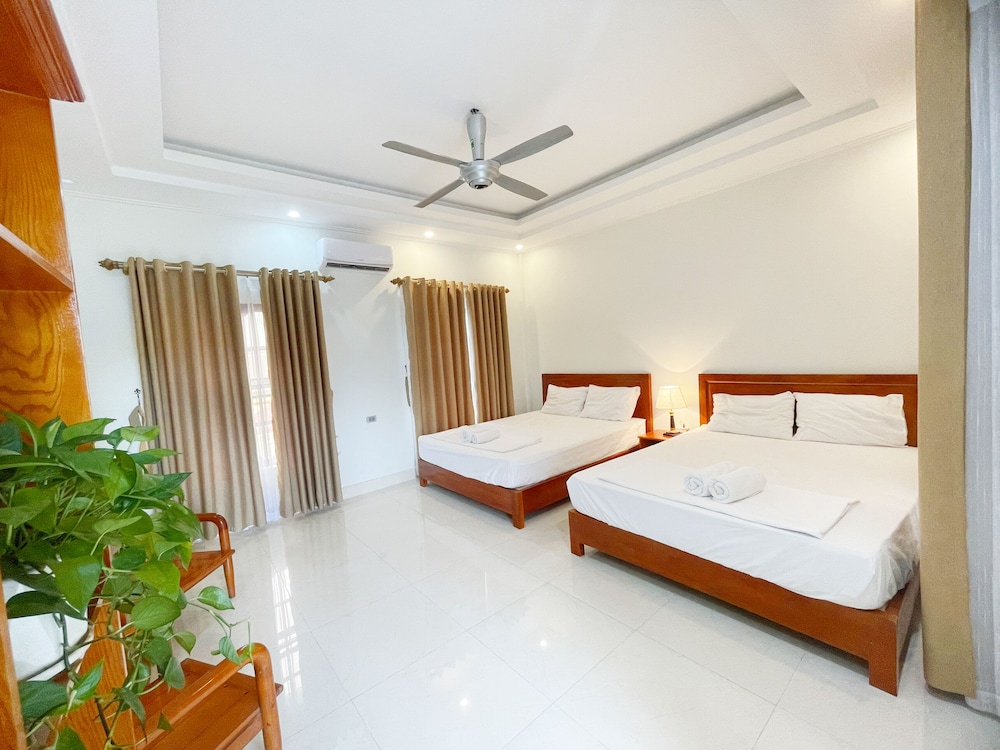 Family Quadruple Room - Photo 11