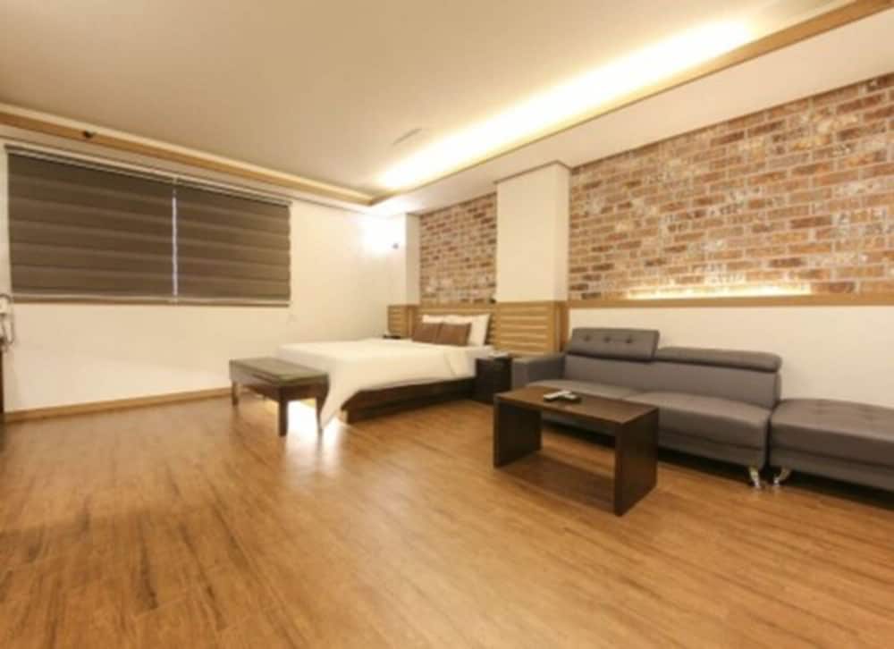 Superior Room (No Breakfast on Weekend&Holiday) photo 3