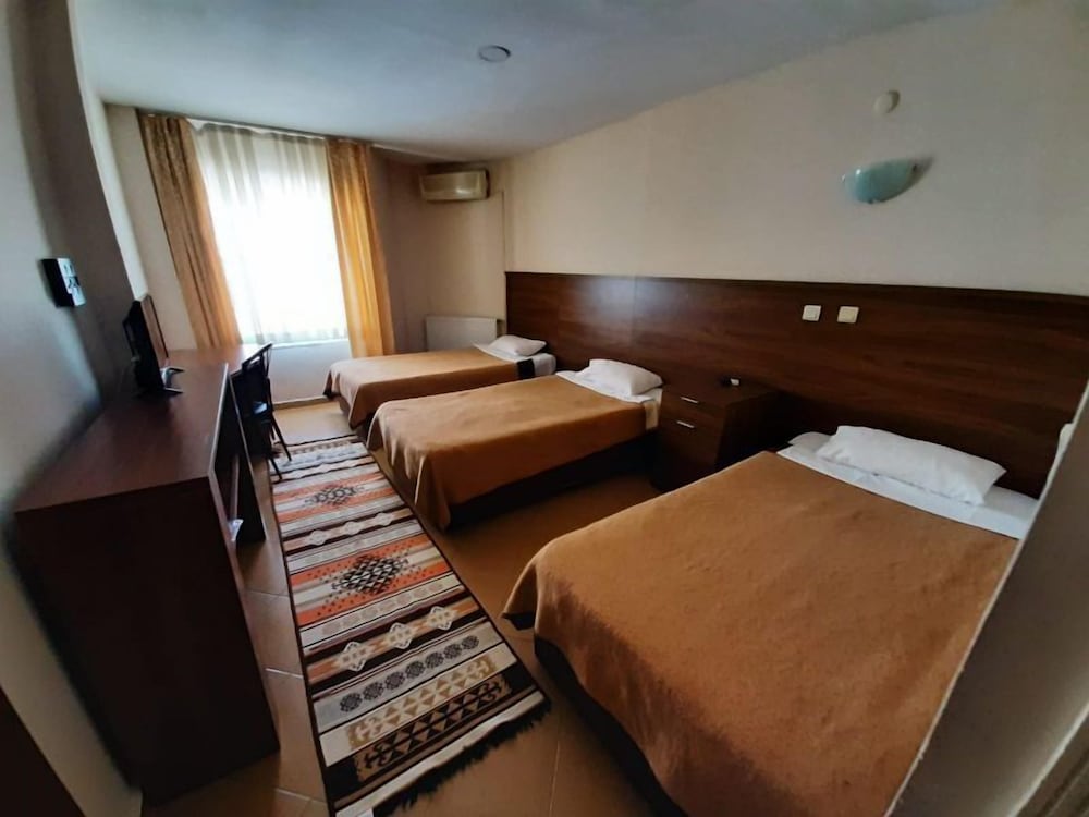 Standard Triple Room photo 1