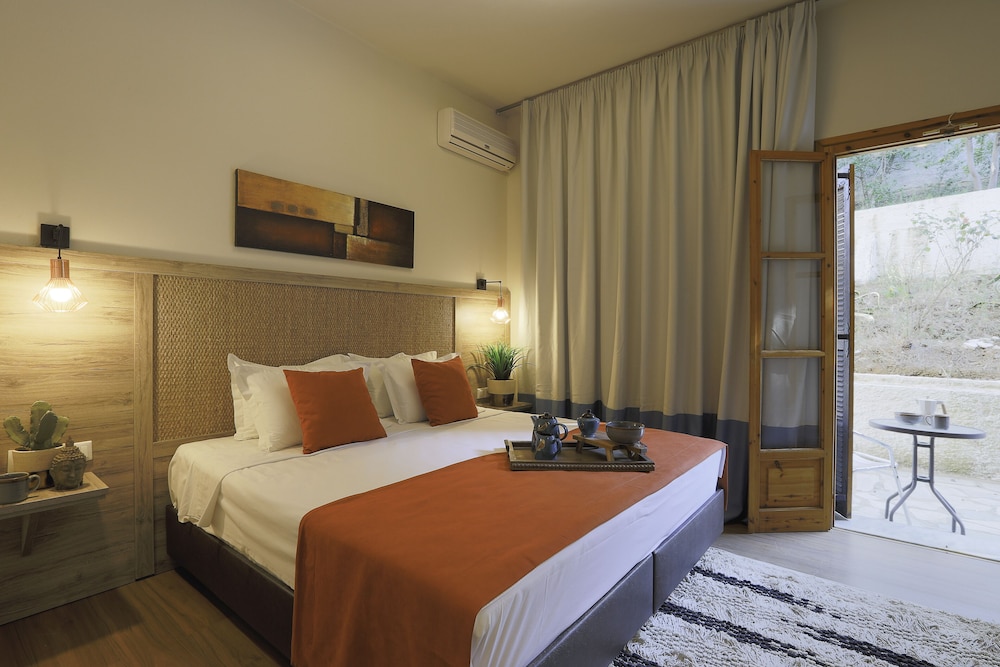 Standard Double or Twin Room, Mountain View