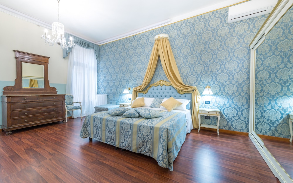 Junior Suite "Alvise Dandolo", Canal View photo 1