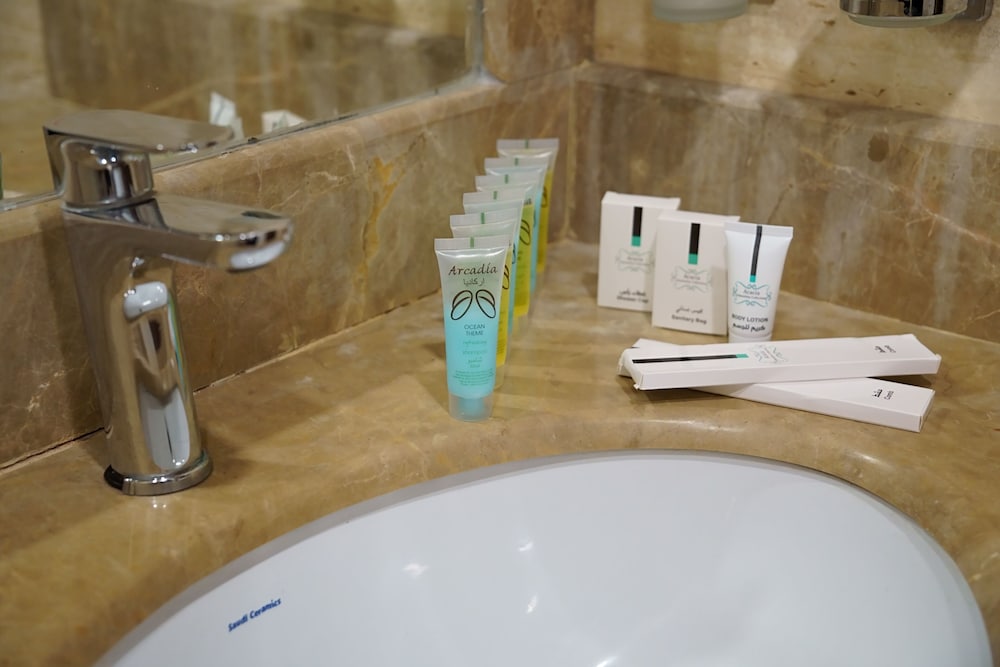 Superior Suite - Photo 5