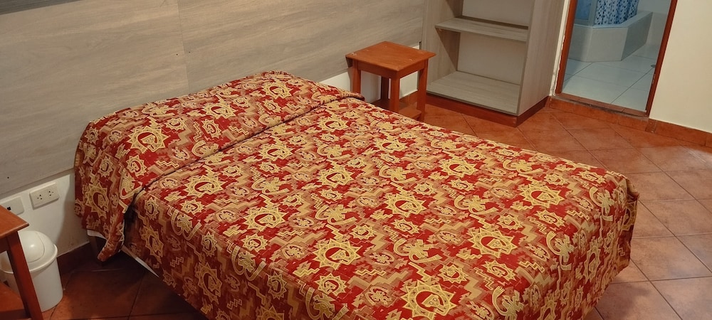Basic Single Room photo 2