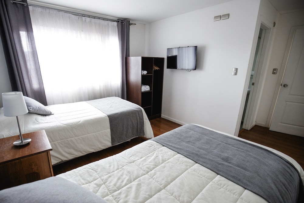 Grand Double Room, 2 Twin Beds photo 3