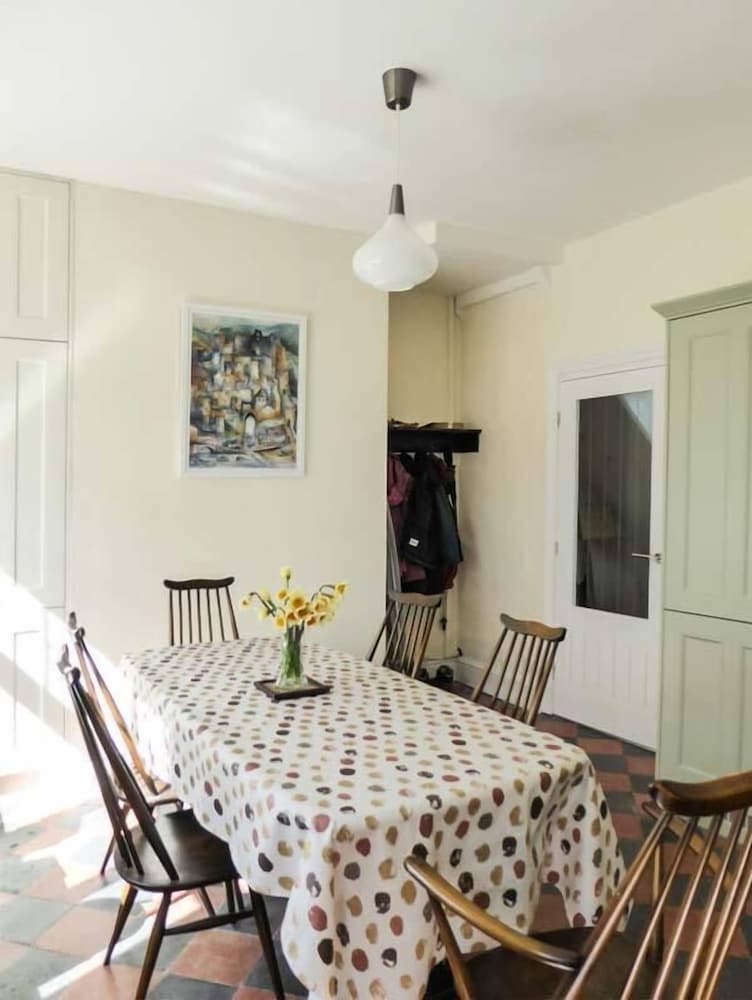 Cottage photo 2