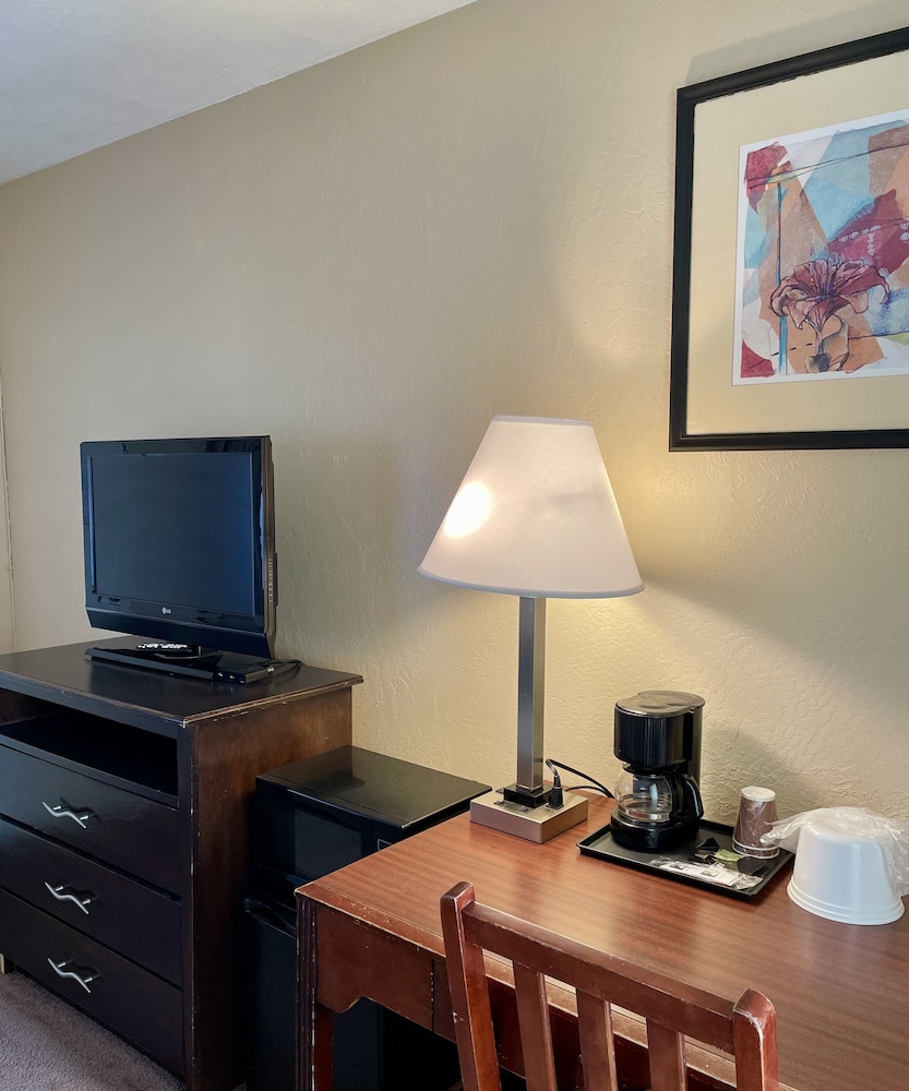Standard Room photo 2
