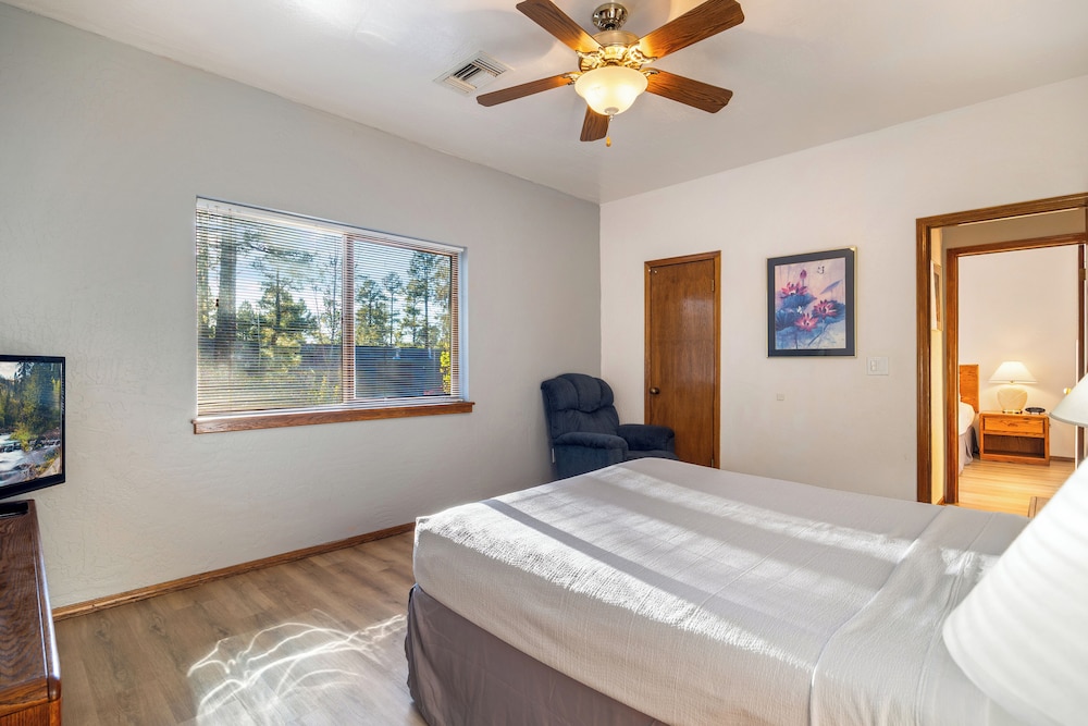 Apartment, 2 Bedrooms (Juniper - Lodge) photo 1