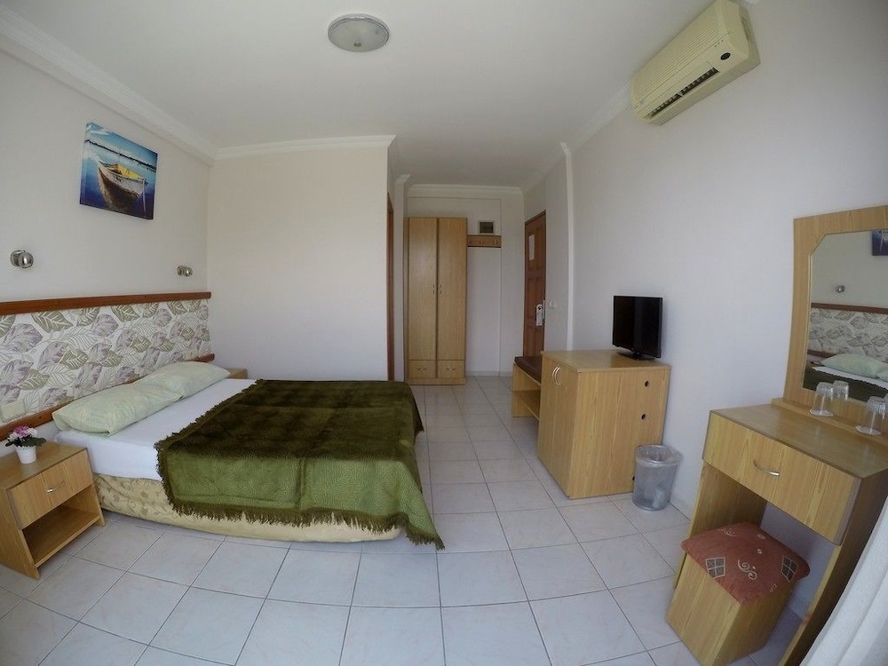 Standard Double or Twin Room, Garden View photo 1