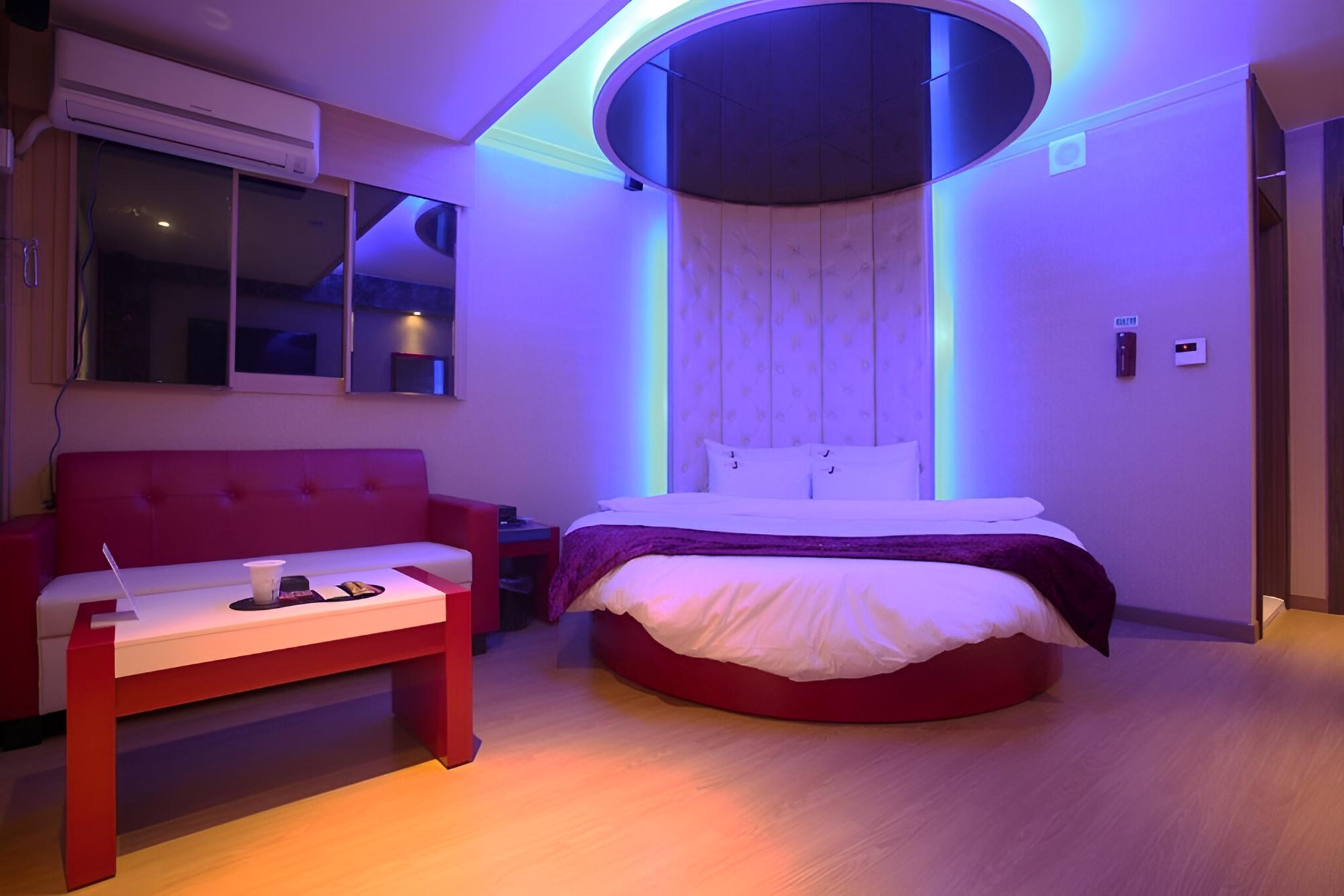 Room (Semi-Special Room) - Photo 10