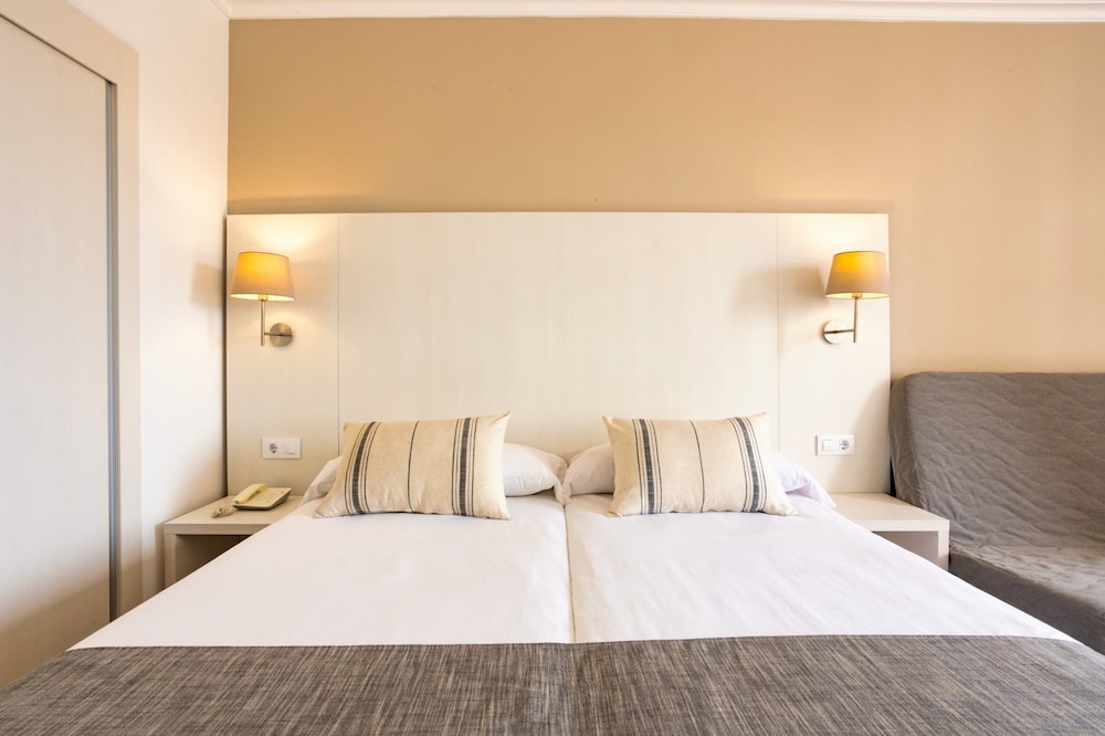 Habitación Doble, Balcón, Vista al Mar (3 Adultos - No Incluye Parque Acuático)