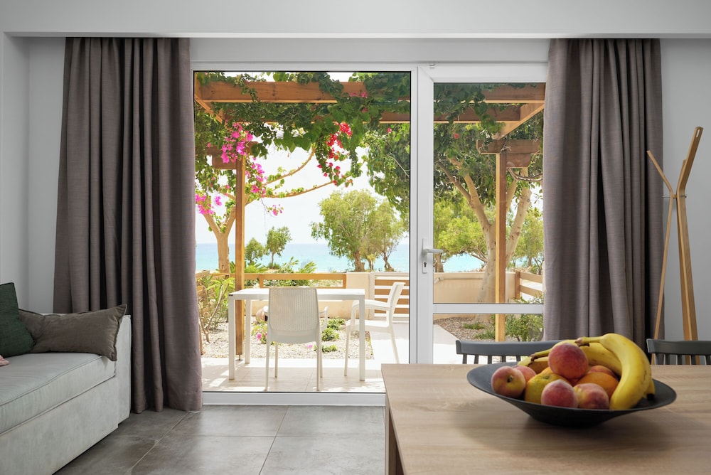 Standard Apartment, 1 Bedroom, Ocean View, Beachfront