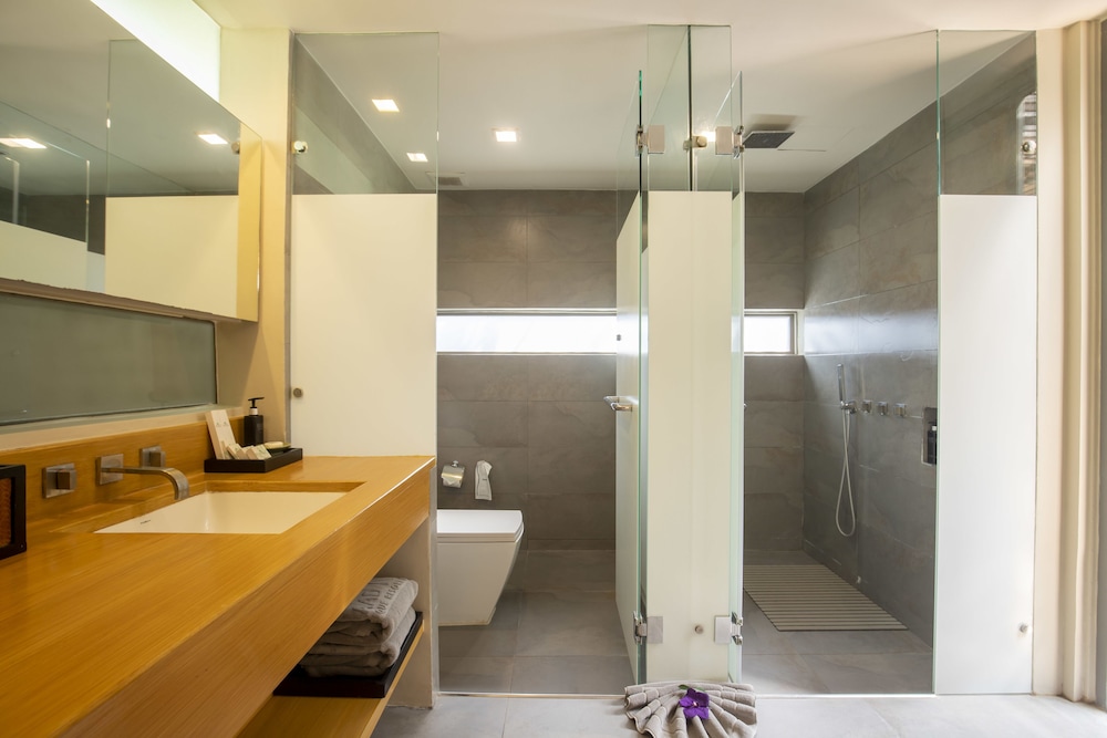 Deluxe Pool Villa (RoundTrip Airport Transfer) - Photo 15
