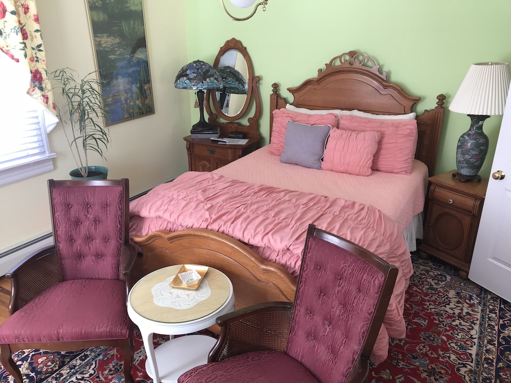 Premium Double Room, Ensuite, Mountain View (Greene) photo 1