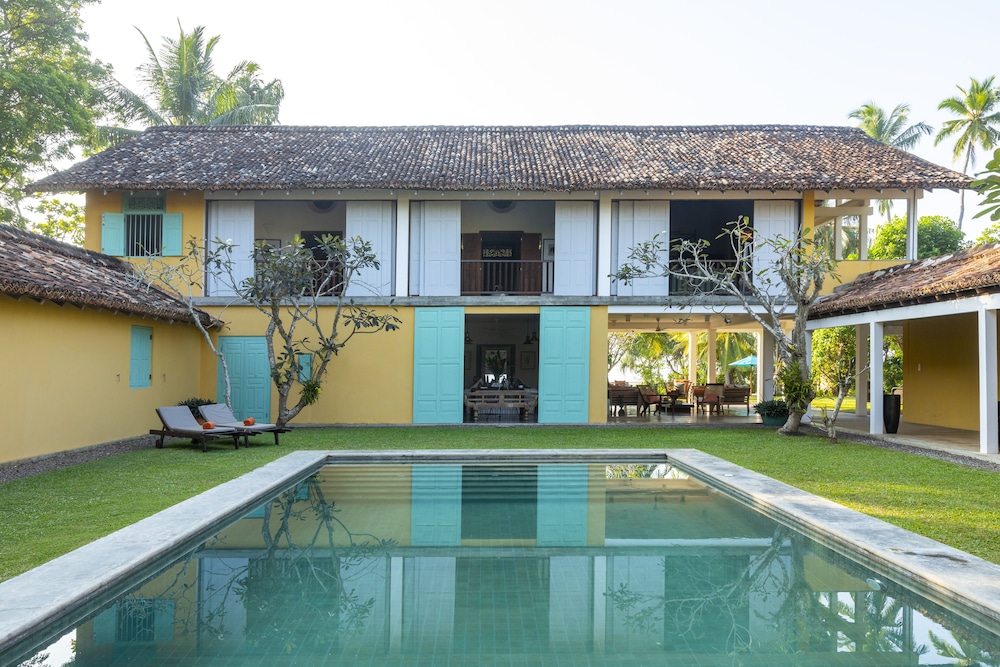 Exclusive Villa photo 1