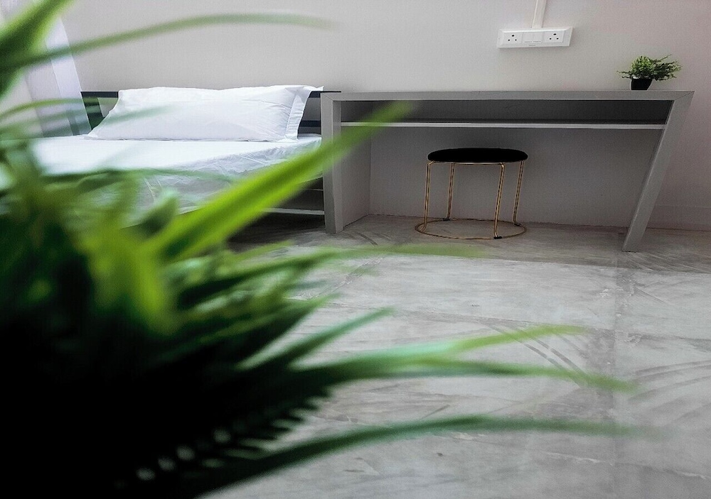 Basic Single Room, Patio, City View