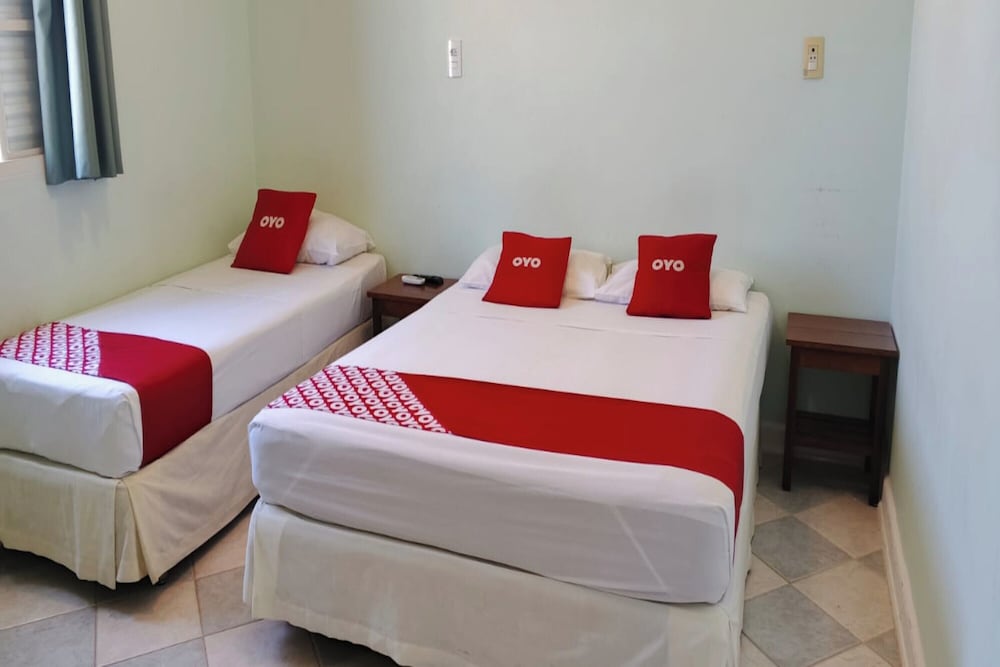 Suite (Triple, 1 Double bed + 1 Single bed) photo 1