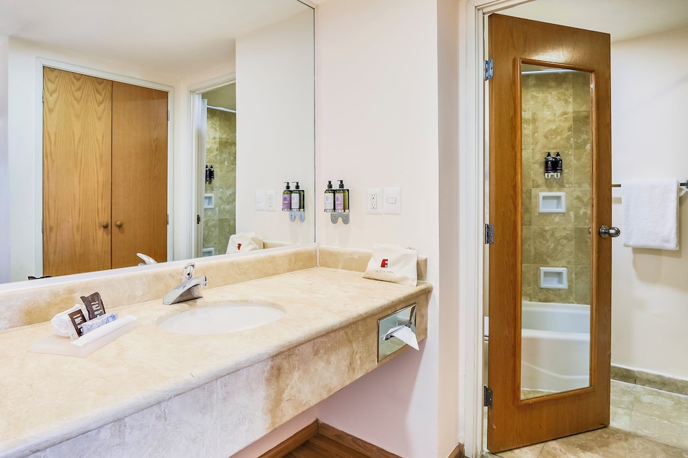 Superior Room - Photo 6