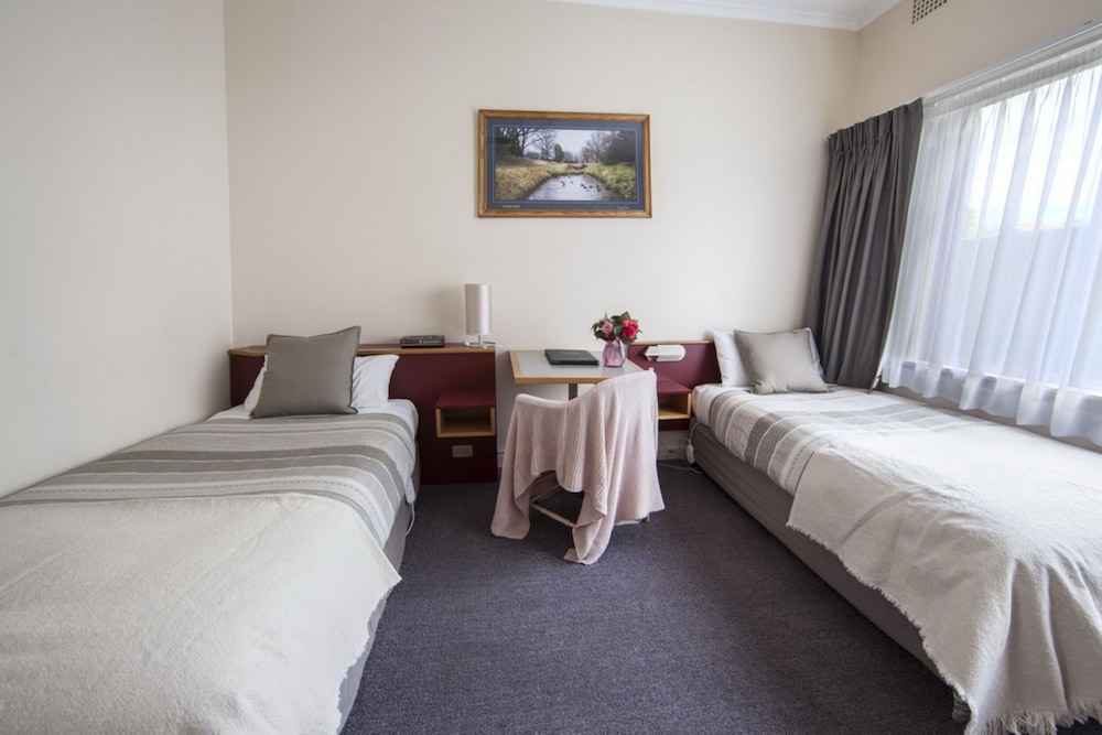 Standard Twin Room photo 3
